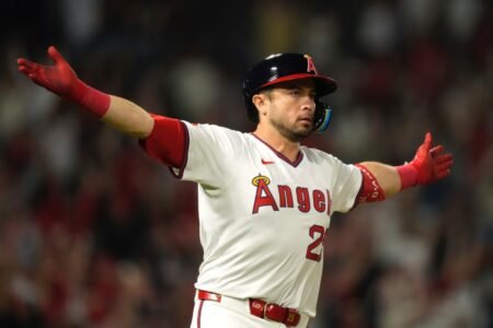 Travis d’Arnaud gives Angels a walk-off win against Diamondbacks – Orange County Register