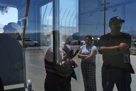 Judge orders halt to indiscriminate immigration stops, arrests in California