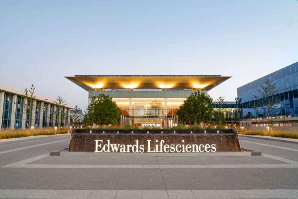 Edwards Rises 6.3% on Q2 Results