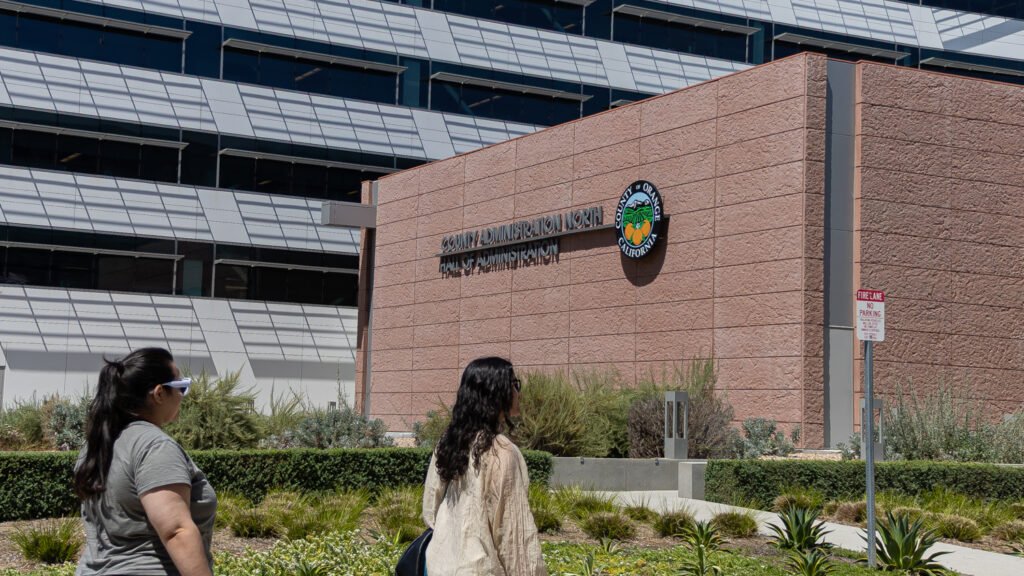 OC Supervisors Reject Staff Recommendation, Keep Therapy Contractor Onboard