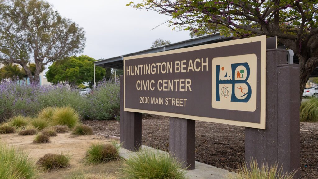 Surf City Leaders Propose Boosting Contract Oversight
