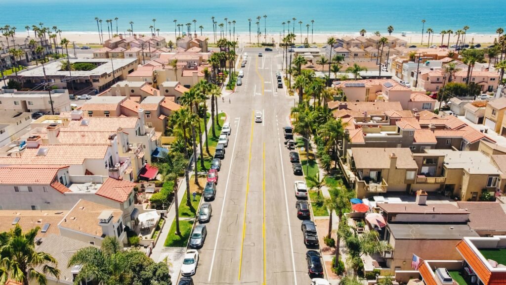 4,700 SQFT Industrial Property in Huntington Beach Trades for $8.3MM