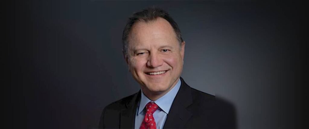 Zimmerman stepping down as head of Six Flags