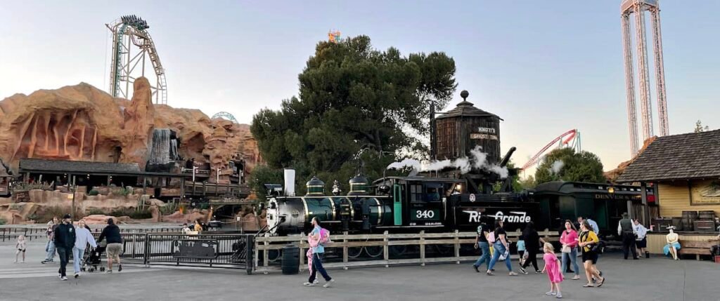 How Six Flags and SeaWorld can complete with Disney again