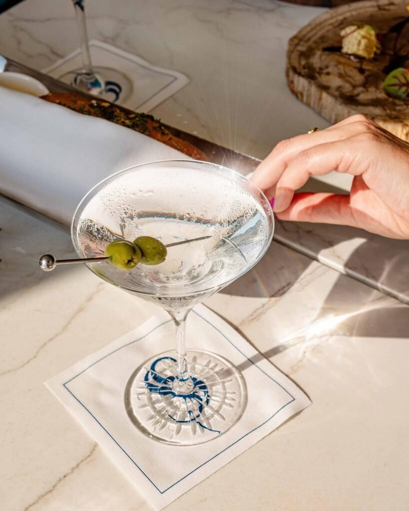 Cocktail Lounges in Coastal Orange County: Top Picks