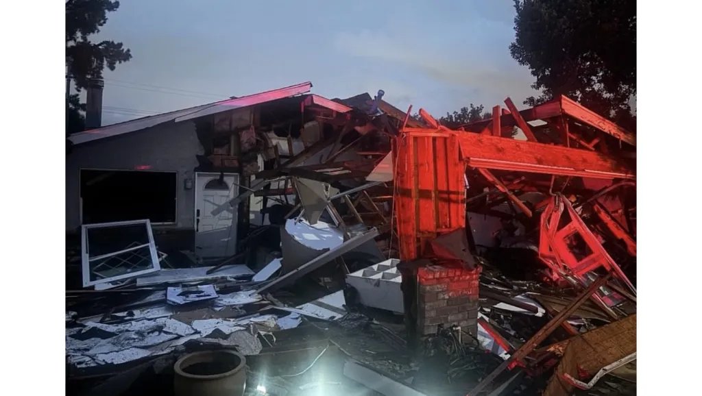 8 hospitalized after home explosion in Chino Hills – Orange County Register