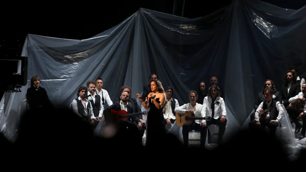 Icelandic Conductor Shapes Rosalía’s ‘Lux’ Performance Condé Nast Traveler