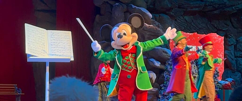 Are these Paris productions Disney's best holiday shows?