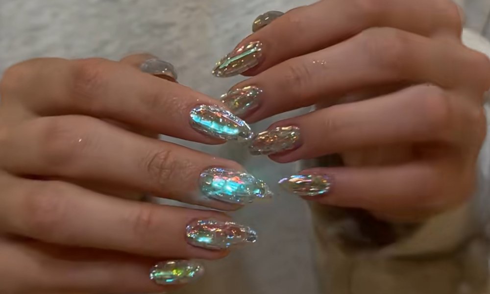 Ice Aurora Nails Are the Frosted Nail Trend to Know for 2026