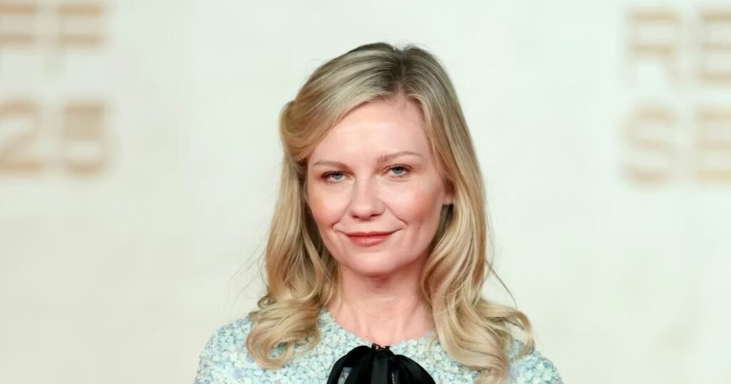 Kirsten Dunst Has a Cinderella Moment in Jonathan Anderson’s Dior