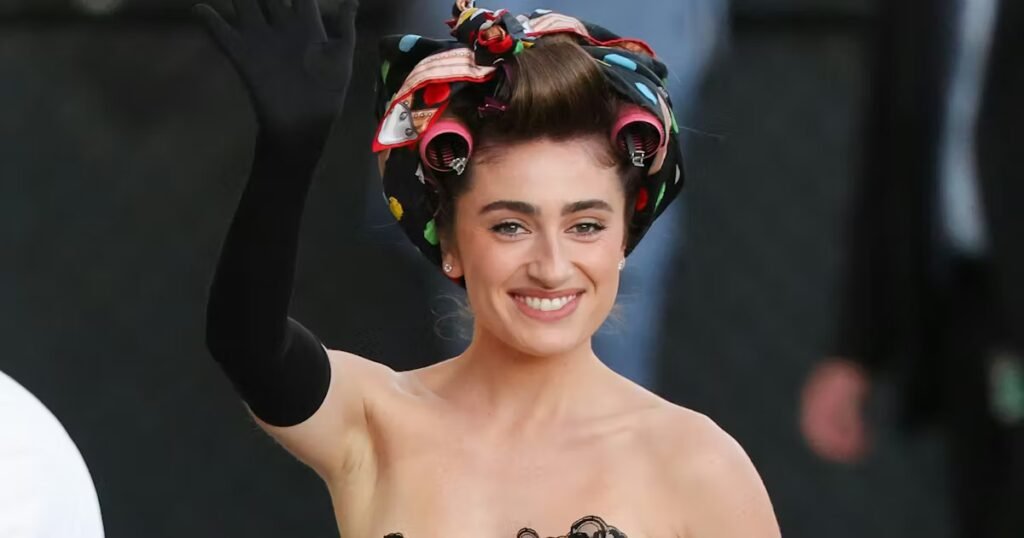 Rachel Sennott Does Vintage Pin-Up Glamour—Hair Rollers and All