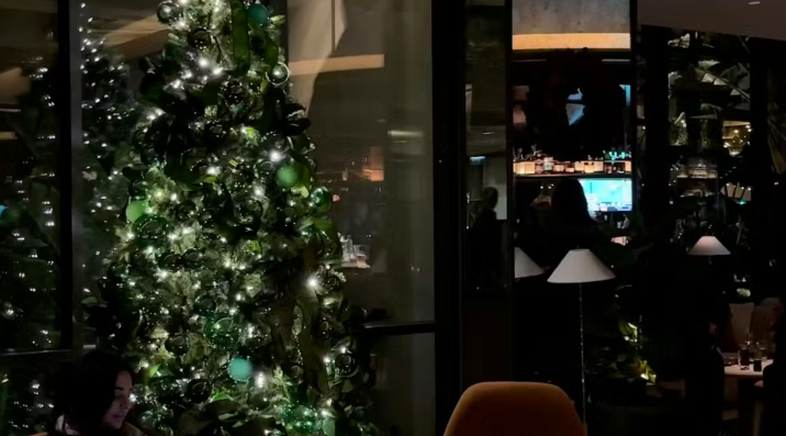 Best Places to Host a Holiday Dinner in Orange County