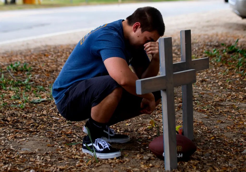 TikTok challenge of violently kicking doors unnerves residents, puts police on alert – Orange County Register