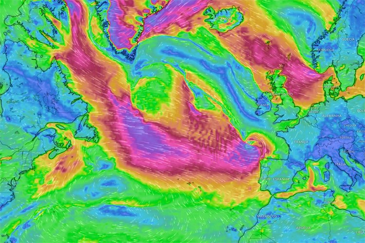 Depression Ingrid: from Newfoundland/Labrador toward Portugal with intensity