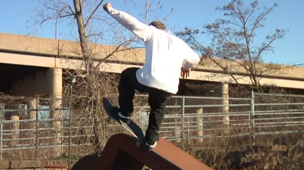 Moms Skateshop's "Fore Lease" Video