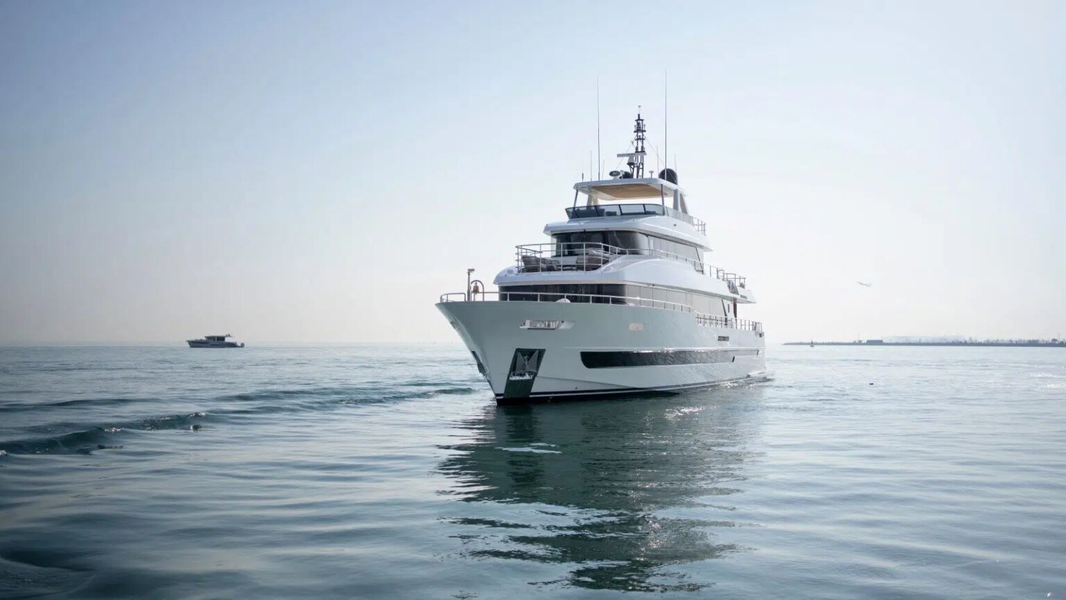 Nomad 101: the video walkthrough of the new Gulf Craft's flagship