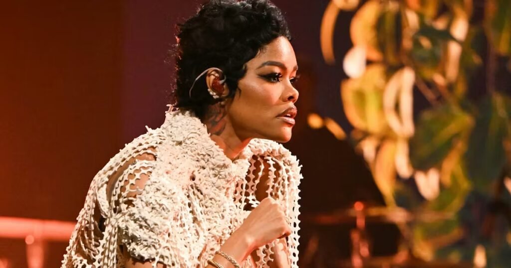 Teyana Taylor’s Upcycled Fringe Dress Made from Surprising Materials Teyana Taylor's Upcycled Fringe Dress Is Made From the Most Unconventional Fabric