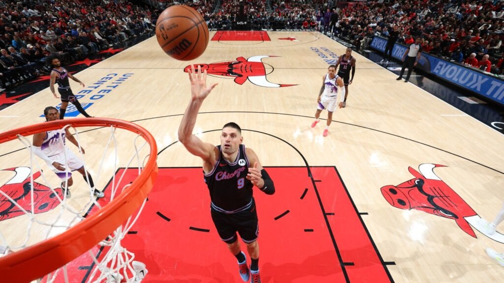 Watch Bulls’ insane game-winning play to beat Jazz