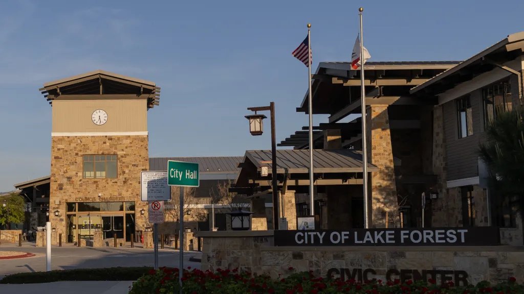 Lake Forest Voters Could Consider Overhauling City Council Term Limits