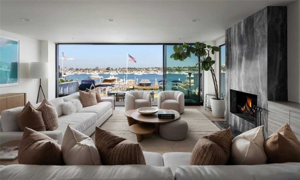 PHOTOS: A Closer Look at Peninsula Point Home that Sold for $14.4 Million