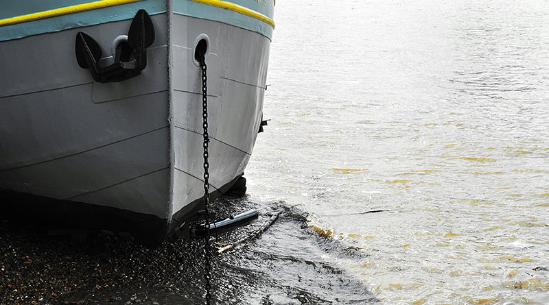 The Hidden Hull Problem Most Slipholders Don’t See Coming