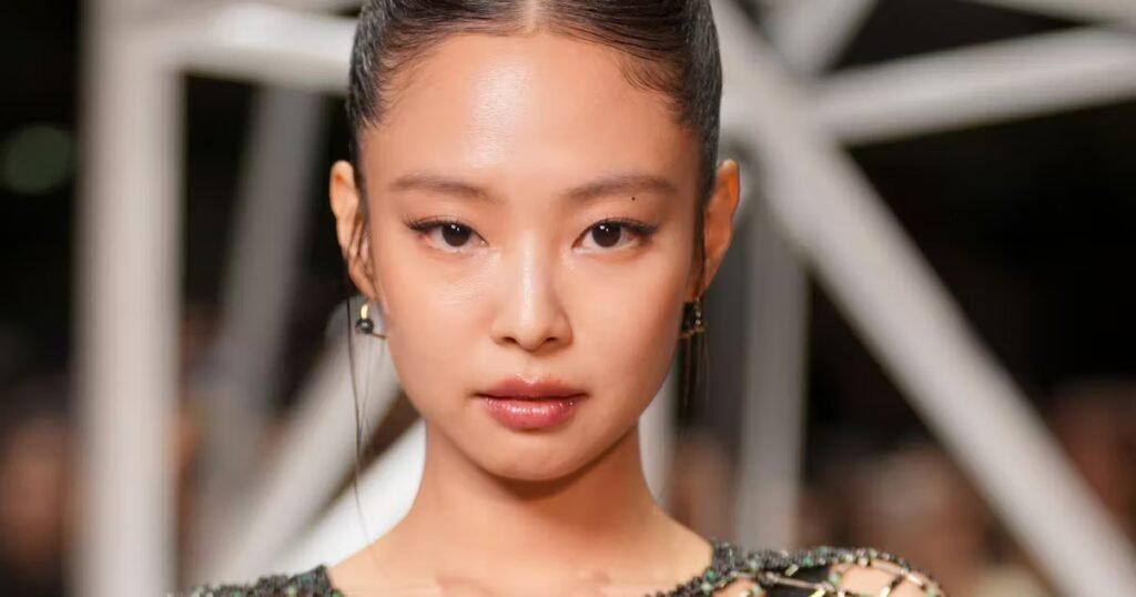 Jennie Gives the Exposed Underwear Trend a Spring Twist at Chanel Paris Fashion Week Show