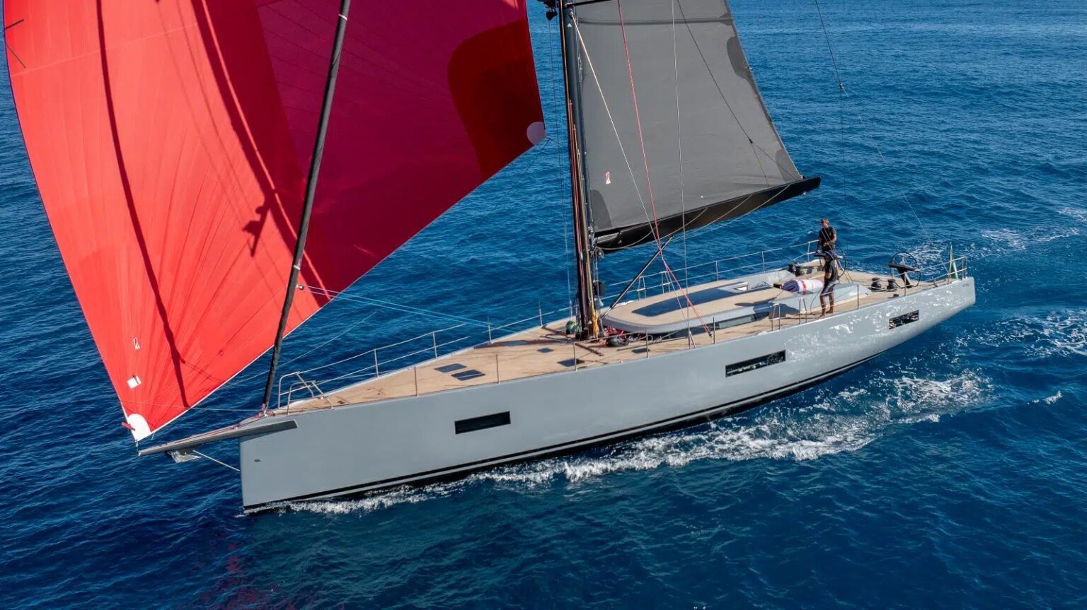Ice 66 Suite: racing soul, Mediterranean vocation Ice 66 Suite: racing soul, Mediterranean vocation