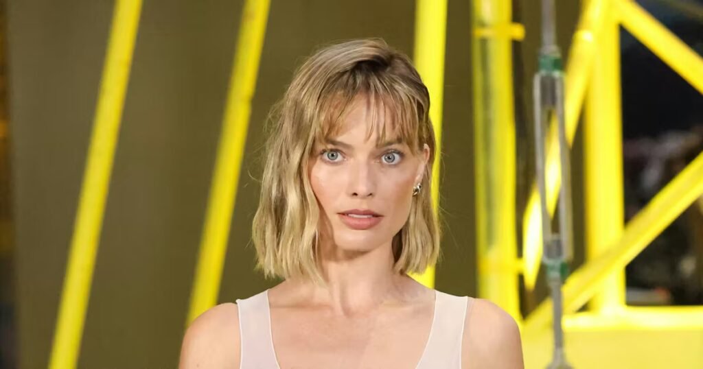 Margot Robbie Brings Sheer Jeans—and New Bangs—to the Chanel Show