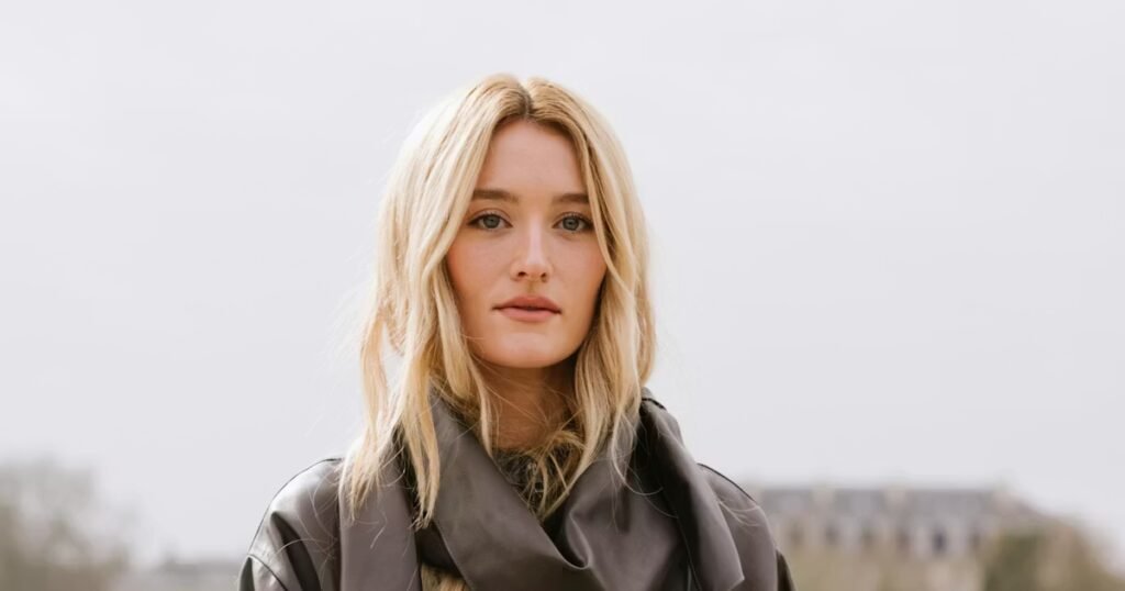 Sarah Pidgeon Updates Carolyn Bessette-Kennedy’s ’90s Uniform for Today