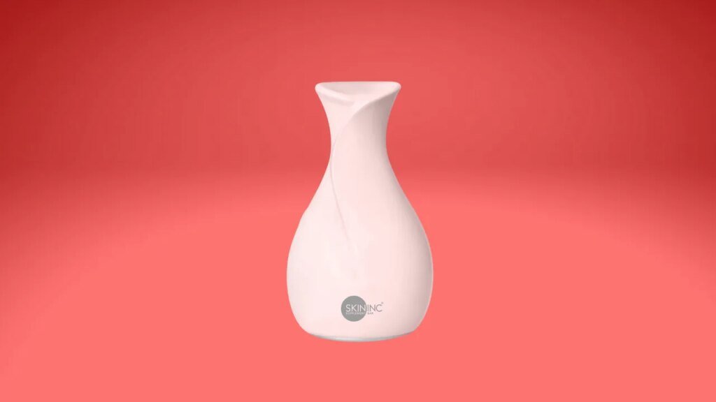 I Can’t Handle Cryo Chambers, But I Swear By the Skin Inc Cryo-Ice Tool—Review Allure