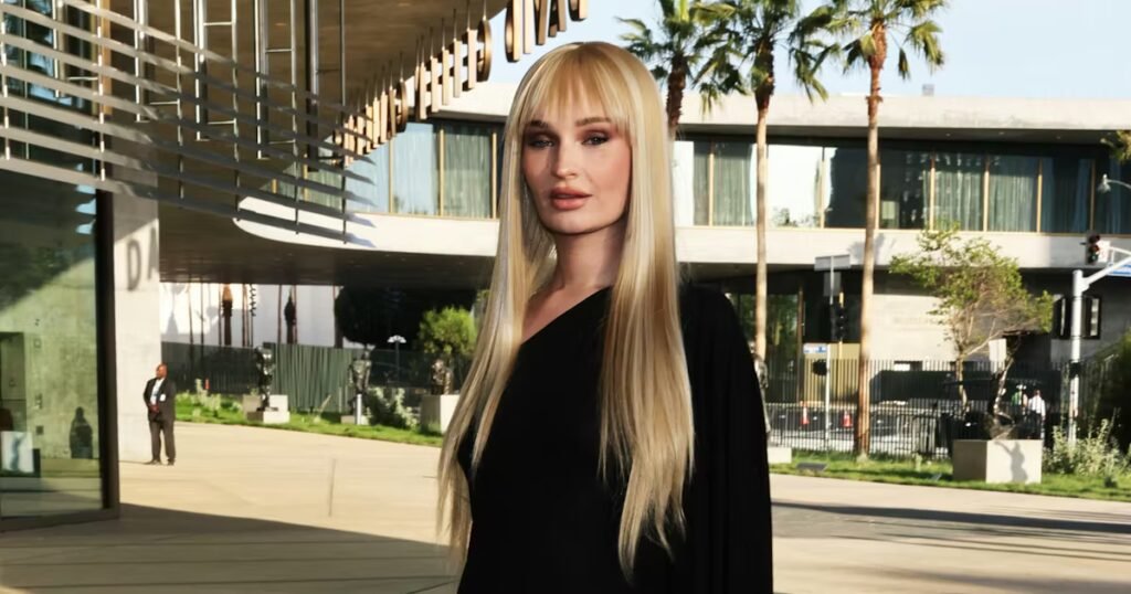 Kim Petras's Dramatic Leg Slit Would Make Angelina Jolie Blush