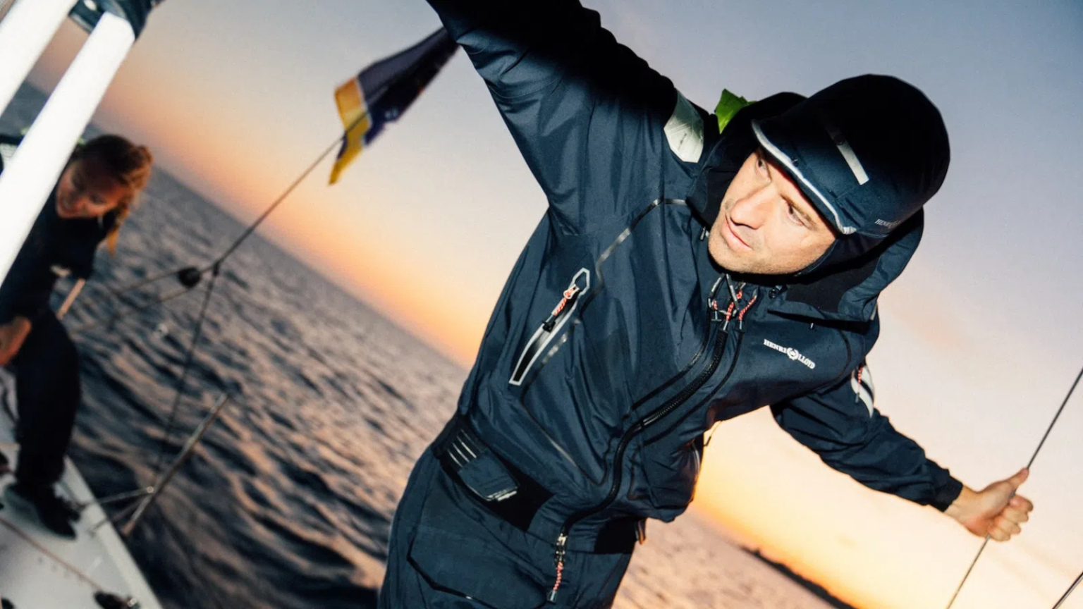 SmartTherm PRO: Henri-Lloyd launches the waterproof mid-layer