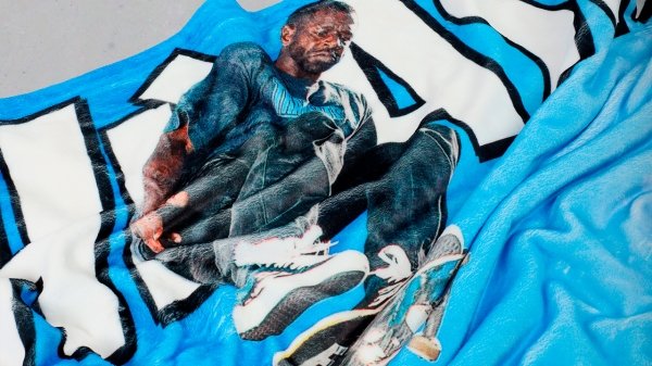 In the Shop: Antwuan Dixon Cover Blankets