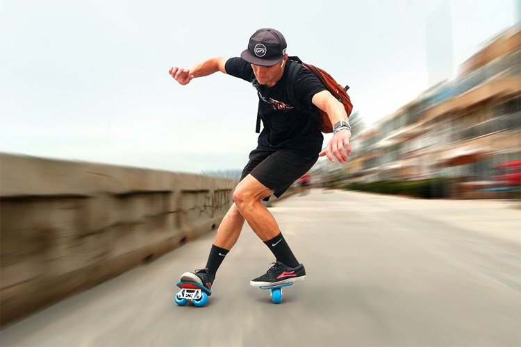 What are freeskates? Freeskates: a sport that blends aspects of skateboarding and inline skating