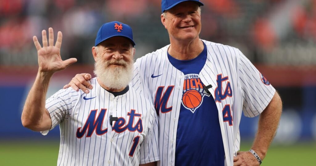 Spider-Man crashes J.K. Simmons’ night at the Mets game
